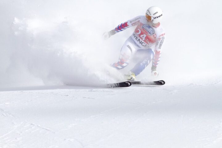 ski race 2246889 1920