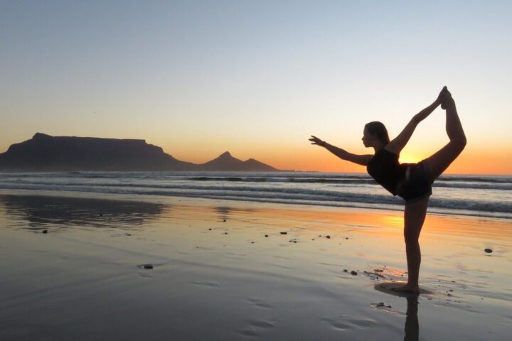 yoga 1665173 1920