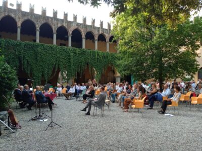castello pubblico