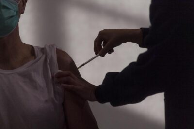 bologna campagna di vaccinazione contro il covid 19