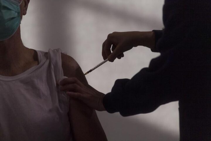 bologna campagna di vaccinazione contro il covid 19