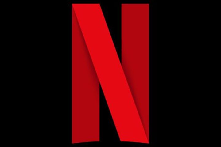 netflix legalizza labbonamento condiviso copertina