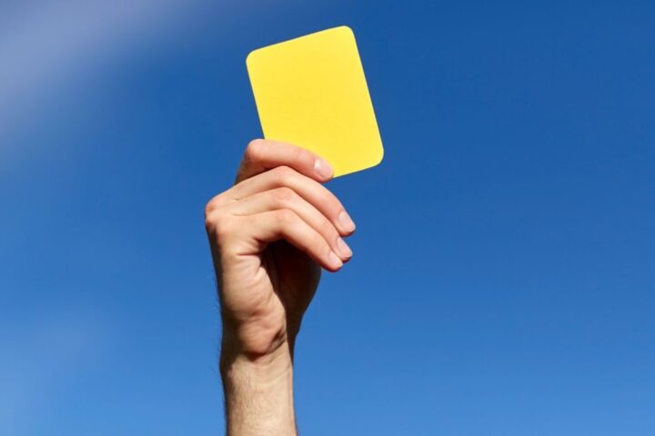 arbitro donna calcio arbitra e1653035255362