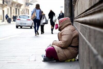 poverta poveri 1