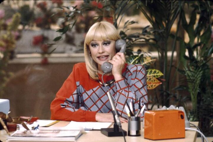 carra telefono fg