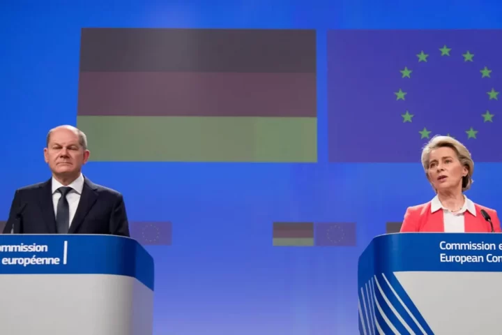olaf scholz ursula vor den leyen 1536x942