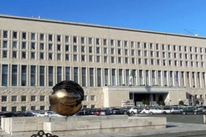 farnesina1 615x223