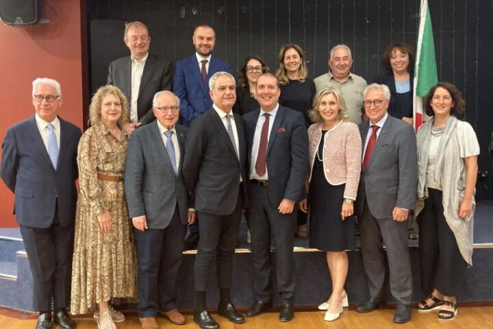 22intercomitesaustralia