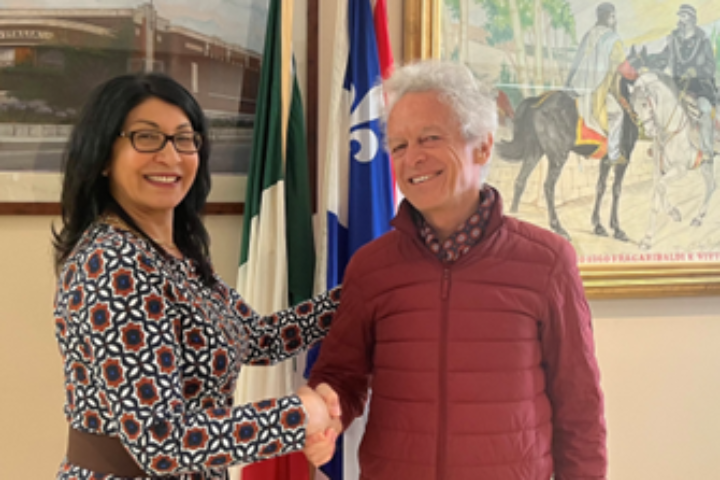 giornalista federico rampini in visita alla casa ditalia di montrealimmagine6 398x223