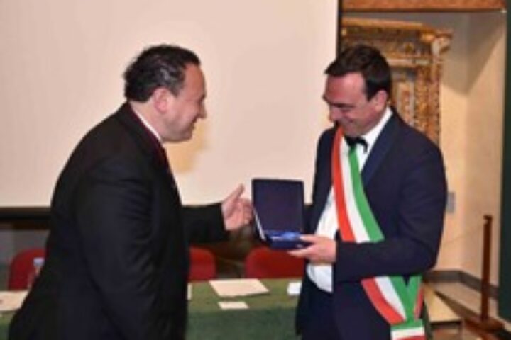 sicilia un ponte fra caltagirone e malta immagine16
