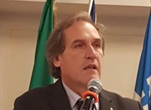 menia bis image 306x223