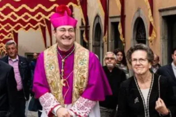 el papa elige como nuncio en colombia al italiano paolo rudelli.jpg