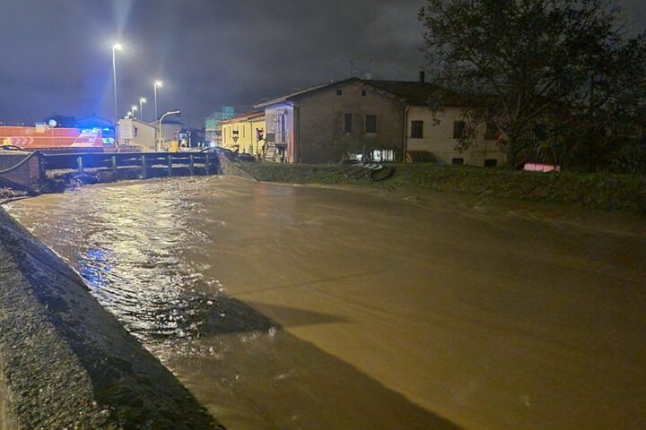 alluvione toscana foto x giani