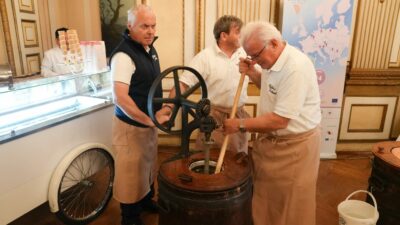settimana del gelato italiano a vienna scaled