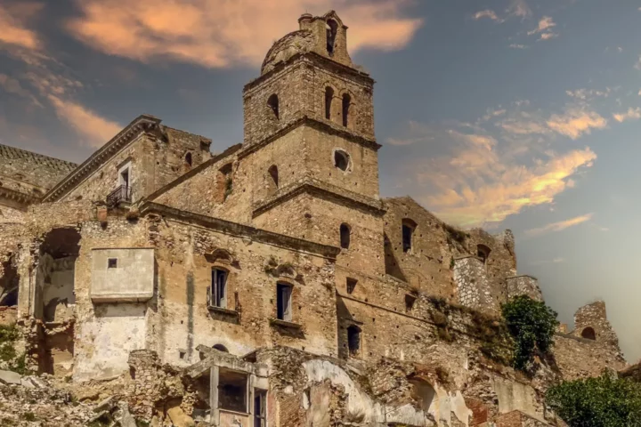 1600x1000 borghi fantasma halloween hero