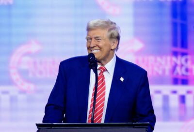 trump sorriso afp 2512