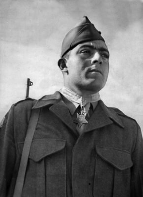 basilone002b 760x1046