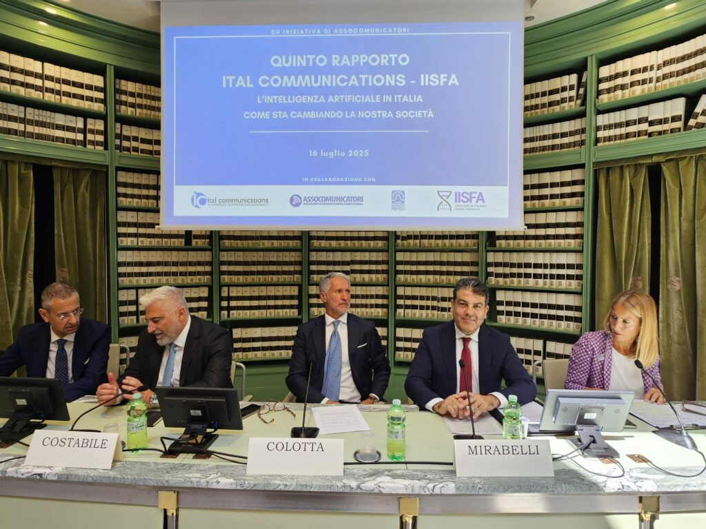 il 77% degli italiani usa l'intelligenza artificiale, ma solo il 7% la conosce bene