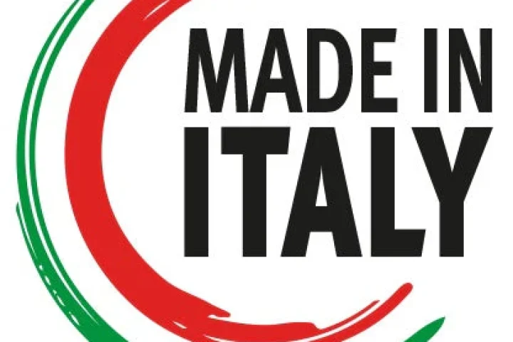 made in italy 240x240 eb54ecab d109 4963 951e b6919fc9db98