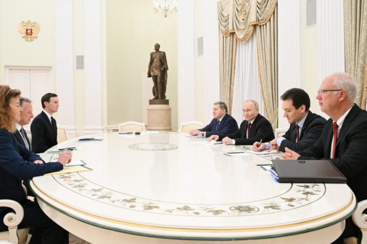 putin incontra l'inviato speciale del presidente usa stephen witkoff