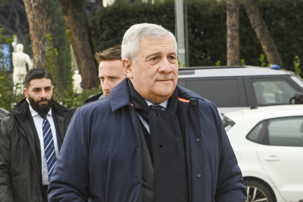 conferenza stampa antonio tajani