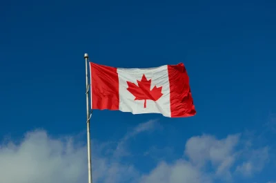 canadian flag e4774220 d99e 4f18 a3dd f7a40d288e64