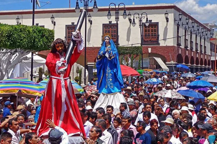 procesión de semana santa ozumba