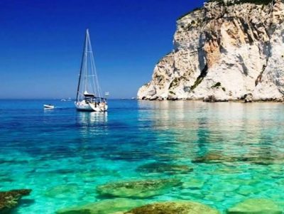 barca a vela grecia