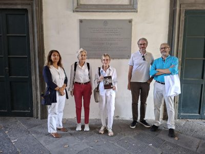 la visita alla targa