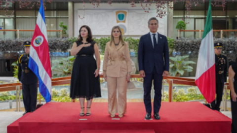 lambasciatrice ditalia elena sgarbi ha presentato le credenziali alla presidente della repubblica del costa rica laura fernandez delgado immagine12 340x223