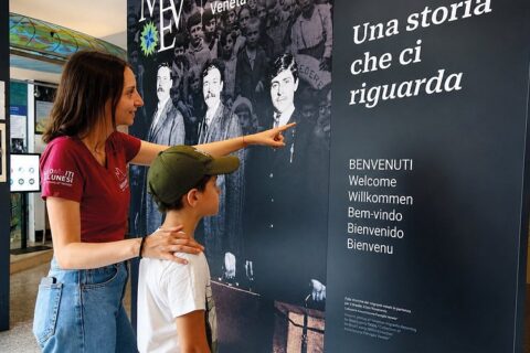 mev una storia che ci
